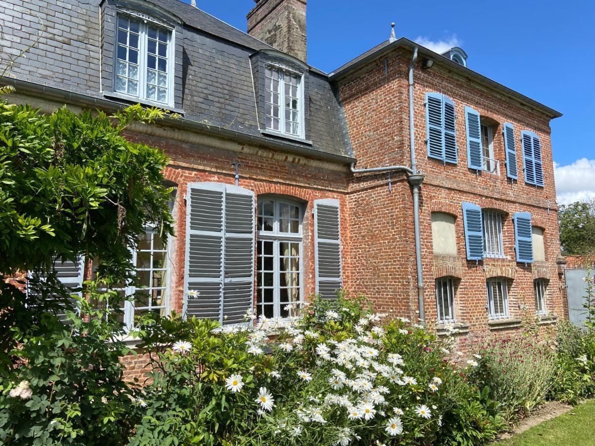 Chateau D'Aigneville Exterior photo